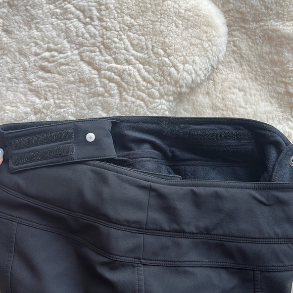 Fleece lined lululemon snowpants - Picture 4 of 6